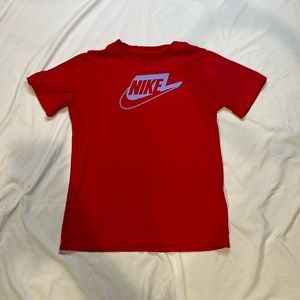 Boys Red and purple plain Nike tee